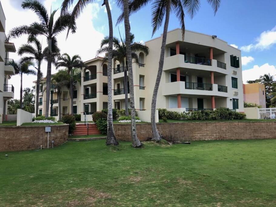 1St Level Unit Steps To Beach- Cold Air Conditioner At Poza Del Mar Luquillo Exterior foto