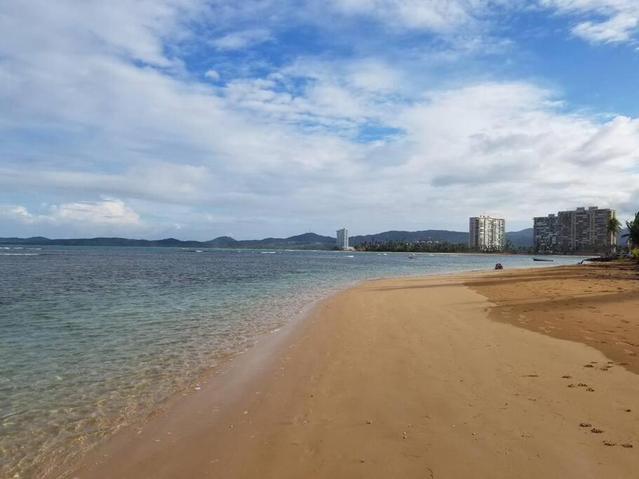 1St Level Unit Steps To Beach- Cold Air Conditioner At Poza Del Mar Luquillo Exterior foto